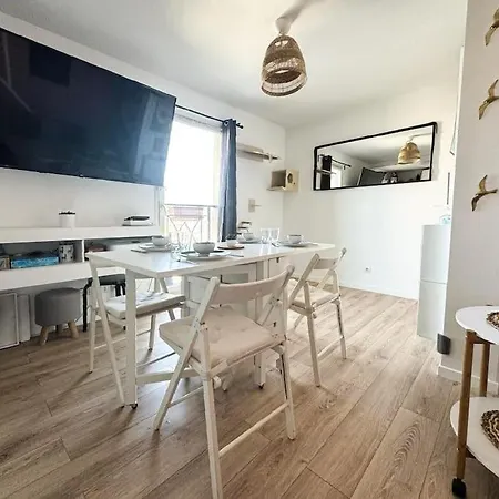Un Nid Douillet Pour Les Jo * Saint-Denis (Seine-Saint-Denis)